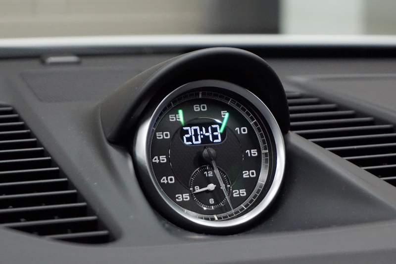 ポルシェ 911(Type991.1) 911Carrera GTS GTSカーマインレッドインテリア＆カーボンインテリア フロント＆Bカメ 中古車 中古車