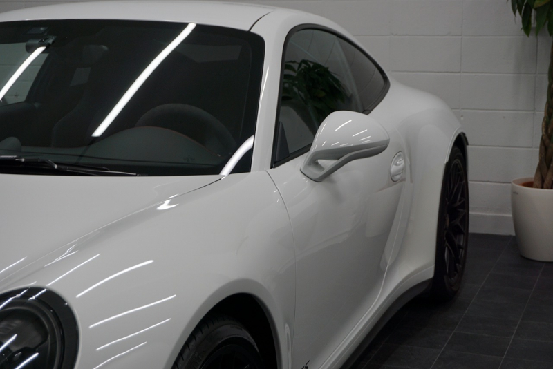 ポルシェ 911(Type991.1) 911Carrera GTS GTSカーマインレッドインテリア＆カーボンインテリア フロント＆Bカメ 中古車 中古車