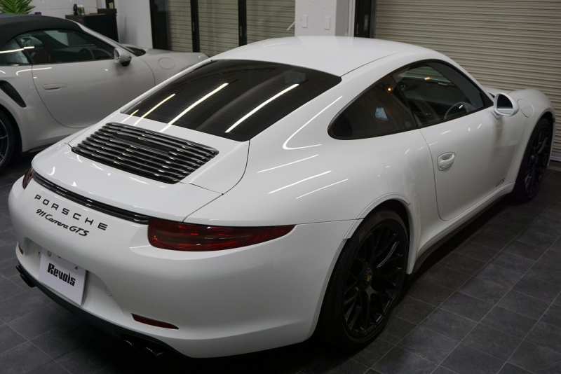 ポルシェ 911(Type991.1) 911Carrera GTS GTSカーマインレッドインテリア＆カーボンインテリア フロント＆Bカメ 中古車 中古車