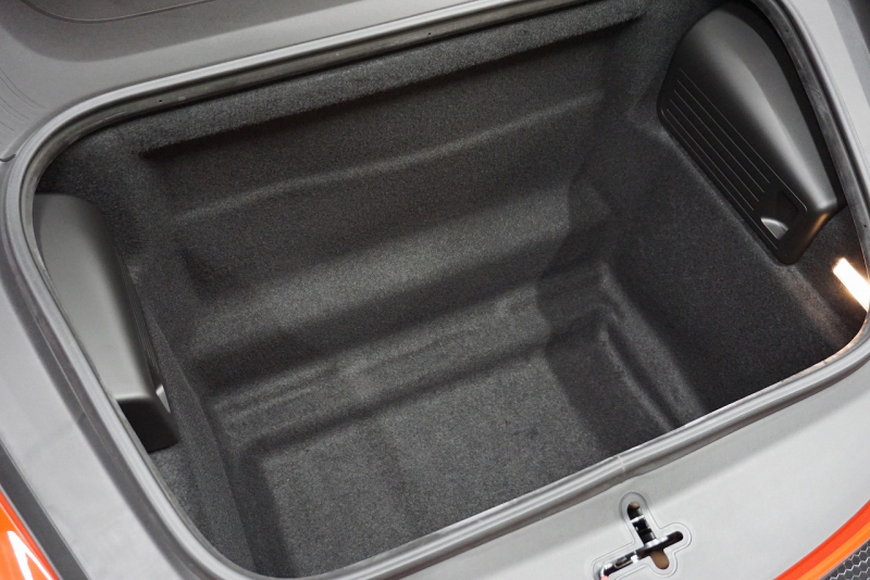 ポルシェ 718スパイダー 718Spyder PDK スパイダークラシックインテリア LEDヘッドライト  中古車