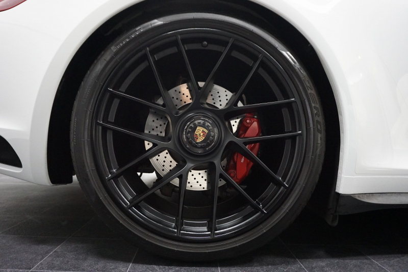 ポルシェ 911(Type991.2) 911(Type991.2) 2018y 911Carrera GTS 左H サンルーフ  パークアシスト＆Bカメラ  中古車