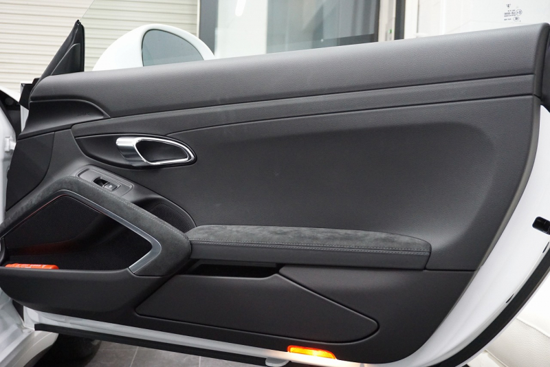 ポルシェ 911(Type991.2) 911(Type991.2) 2018y 911Carrera GTS 左H サンルーフ  パークアシスト＆Bカメラ  中古車