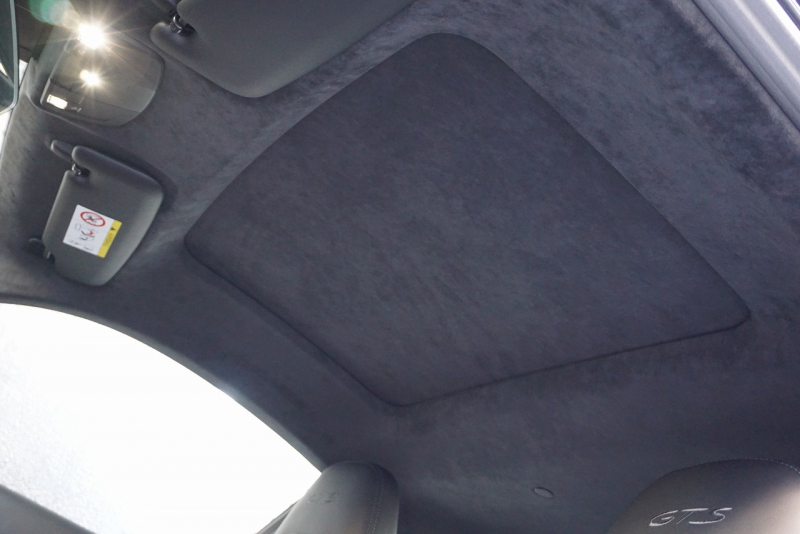 ポルシェ 911(Type991.2) 911(Type991.2) 2018y 911Carrera GTS 左H サンルーフ  パークアシスト＆Bカメラ  中古車