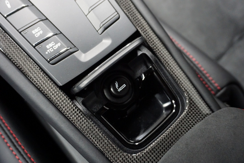 ポルシェ 911(Type991) GT2RS Weissach package  中古車