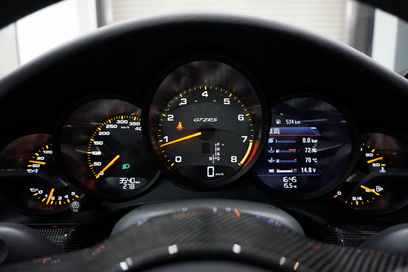 ポルシェ 911(Type991) GT2RS Weissach package  中古車