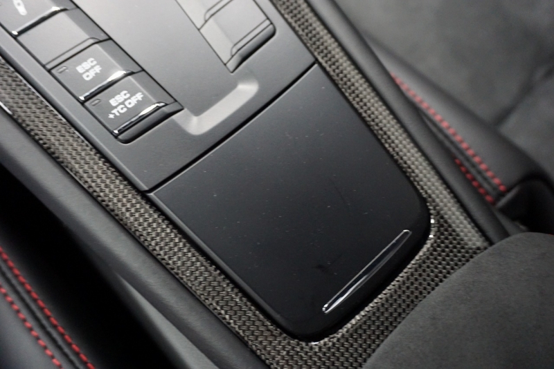 ポルシェ 911(Type991) GT2RS Weissach package  中古車