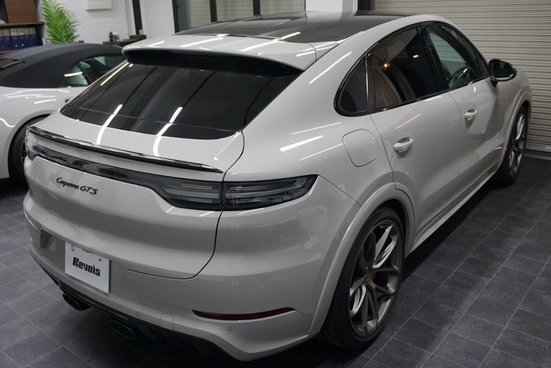 ポルシェ カイエン Cayenne GTS Coupe  Lightweight Sport Package Carbon  中古車