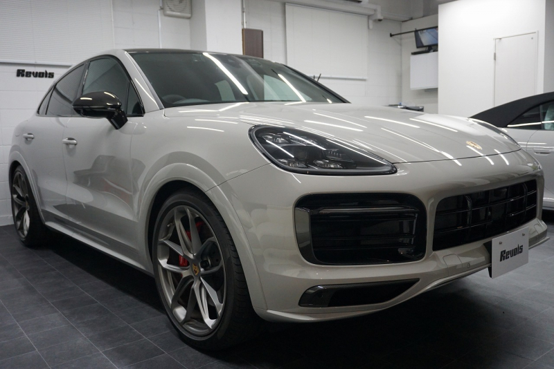 ポルシェ カイエン Cayenne GTS Coupe  Lightweight Sport Package Carbon  中古車