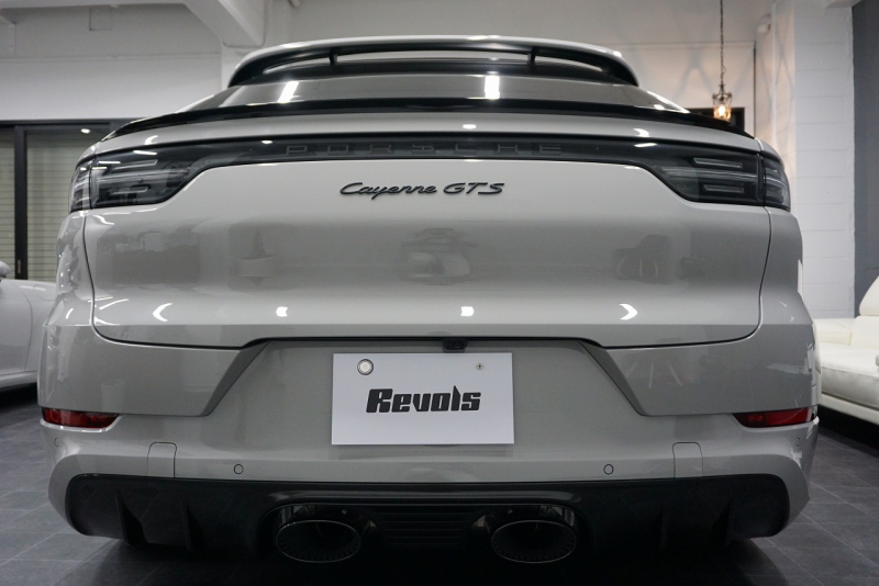 ポルシェ カイエン Cayenne GTS Coupe  Lightweight Sport Package Carbon  中古車