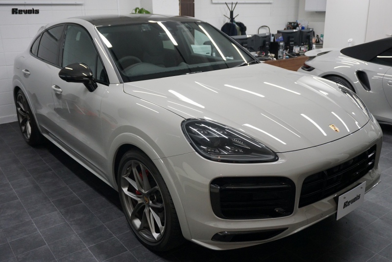ポルシェ カイエン Cayenne GTS Coupe  Lightweight Sport Package Carbon  中古車