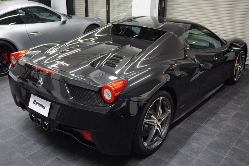 フェラーリ 458スパイダー 2015年最終年式正規ディーラー車 LEDカーボンステア ドライバーズゾーンカーボン  中古車