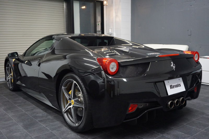フェラーリ 458スパイダー 2015年最終年式正規ディーラー車 LEDカーボンステア ドライバーズゾーンカーボン  中古車