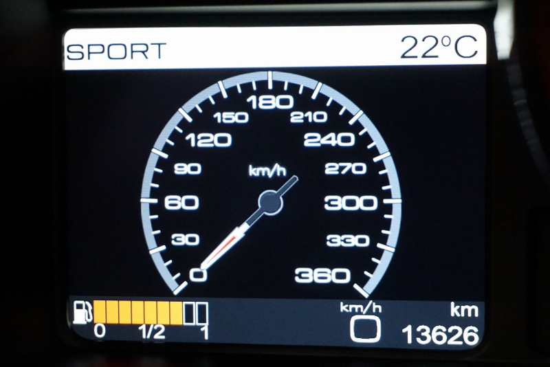 フェラーリ 458スパイダー 2015年最終年式正規ディーラー車 LEDカーボンステア ドライバーズゾーンカーボン  中古車