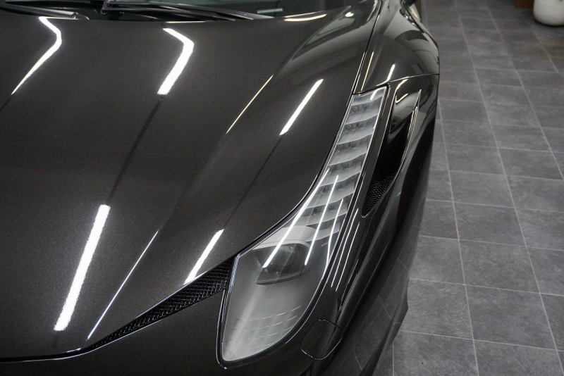 フェラーリ 458スパイダー 2015年最終年式正規ディーラー車 LEDカーボンステア ドライバーズゾーンカーボン  中古車