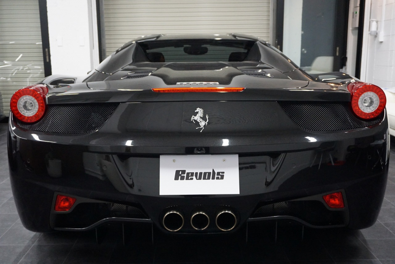 フェラーリ 458スパイダー 2015年最終年式正規ディーラー車 LEDカーボンステア ドライバーズゾーンカーボン  中古車