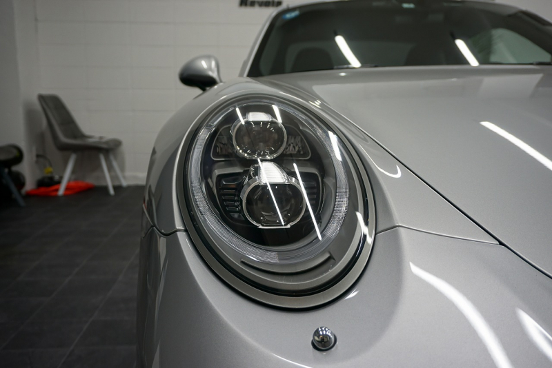 ポルシェ 911(Type991.2) GT3 (991.2)Touring Package スポーツクロノ フロントリフト  中古車