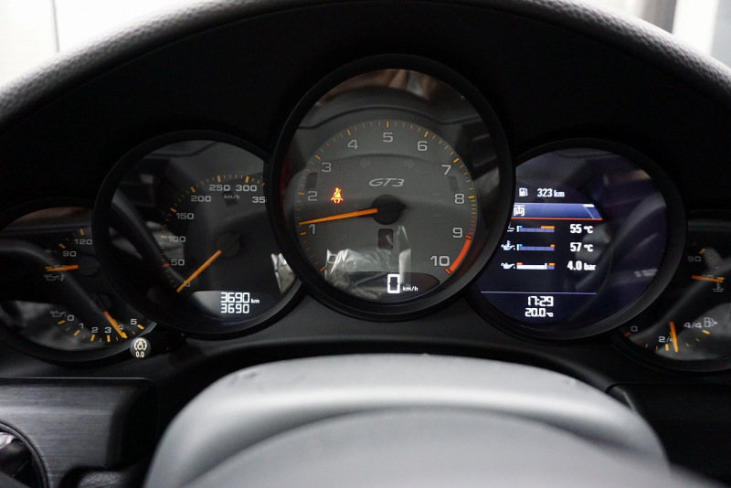 ポルシェ 911(Type991.2) GT3 (991.2)Touring Package スポーツクロノ フロントリフト  中古車