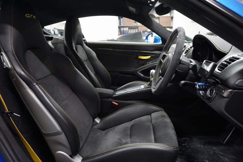 ポルシェ ケイマン GT4 PCCB アダプティブスポーツシート オールレザー＆コントラストステッチ サファイアブルー  中古車