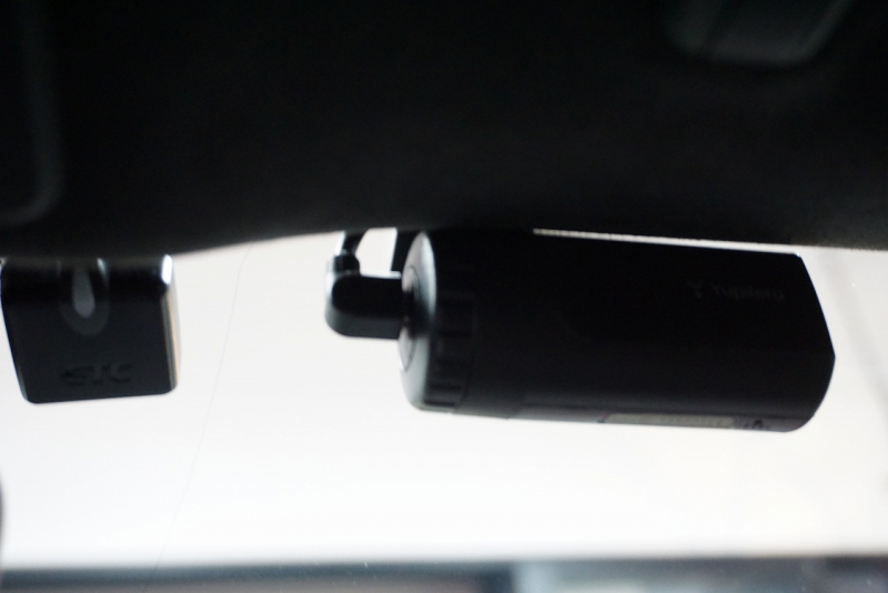 ポルシェ 911(Type991.2) Carrera T 日本未導入モデル7MT ショートシフト スポーツエグゾースト Bカメラ カーボンバケットチェック柄 ガーズレッド  中古車