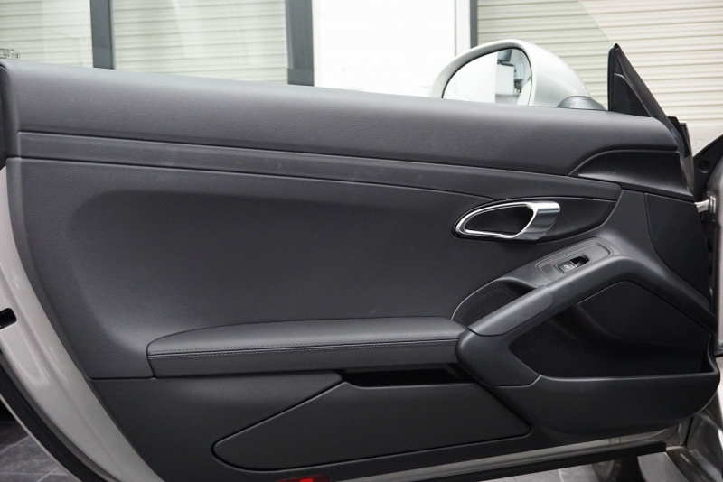 ポルシェ ケイマン Cayman S 6MT スポーツクロノパッケージ オートブリッピング プラチナシルバー  中古車