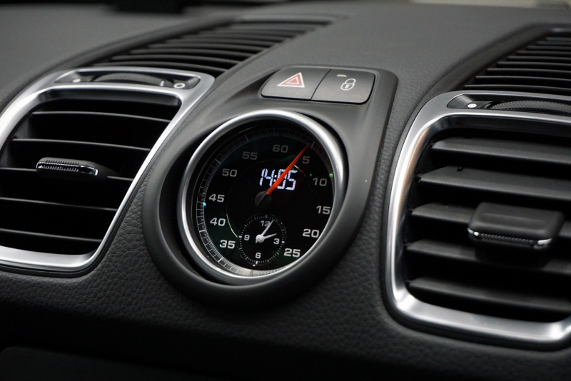 ポルシェ ケイマン Cayman S 6MT スポーツクロノパッケージ オートブリッピング プラチナシルバー  中古車