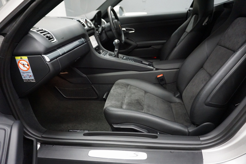 ポルシェ ケイマン Cayman S 6MT スポーツクロノパッケージ オートブリッピング プラチナシルバー  中古車