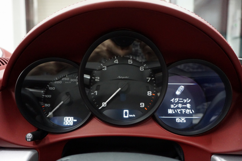 ポルシェ 718スパイダー Boxster Spyder  6MT スパイダークラシックインテリア LEDヘッドライト ブラック 中古車 中古車