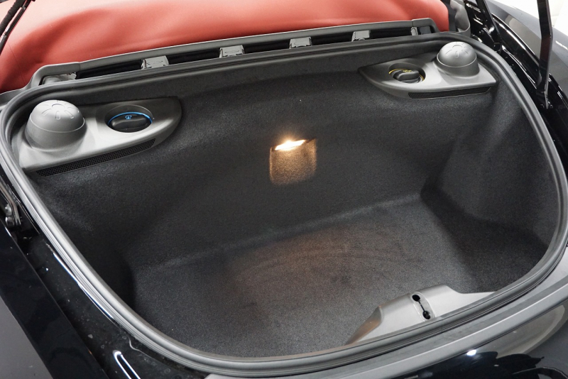 ポルシェ 718スパイダー Boxster Spyder  6MT スパイダークラシックインテリア LEDヘッドライト ブラック 中古車 中古車