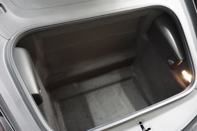 ポルシェ 718スパイダー Boxster Spyder  6MT スパイダークラシックインテリア LEDヘッドライト ブラック 中古車 中古車