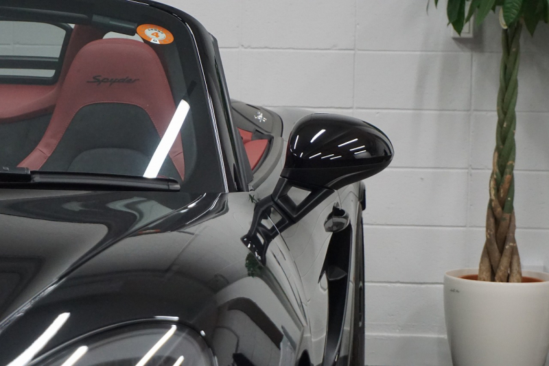 ポルシェ 718スパイダー Boxster Spyder  6MT スパイダークラシックインテリア LEDヘッドライト ブラック 中古車 中古車
