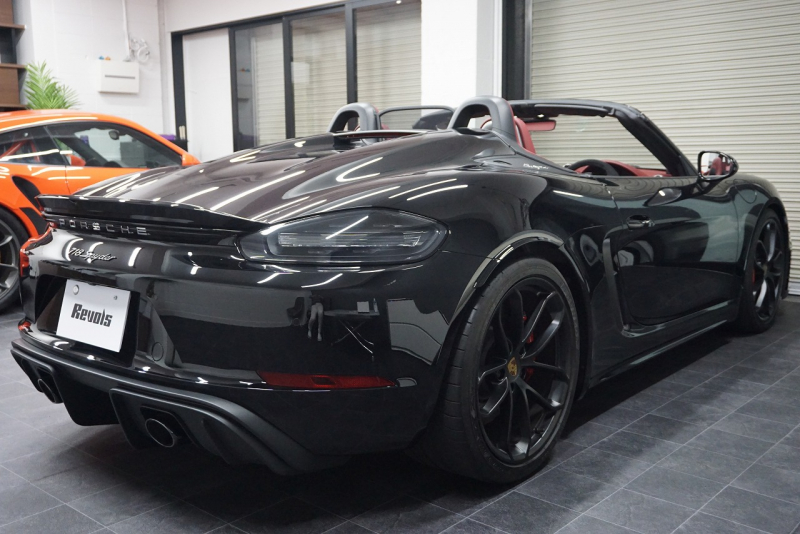ポルシェ 718スパイダー Boxster Spyder  6MT スパイダークラシックインテリア LEDヘッドライト ブラック 中古車 中古車