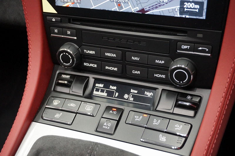 ポルシェ 718スパイダー Boxster Spyder  6MT スパイダークラシックインテリア LEDヘッドライト ブラック 中古車 中古車