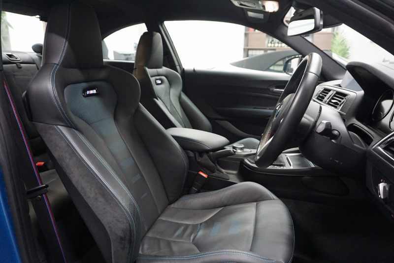 BMW 2シリーズ M2 中古車 中古車