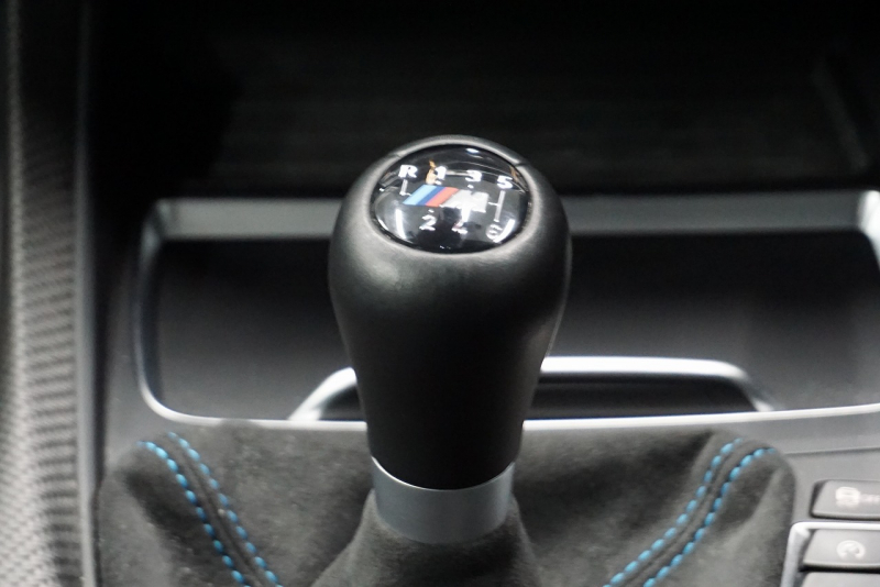 BMW 2シリーズ M2 中古車 中古車