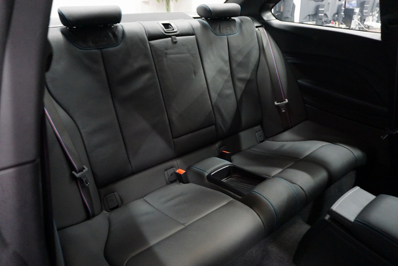 BMW 2シリーズ M2 中古車 中古車