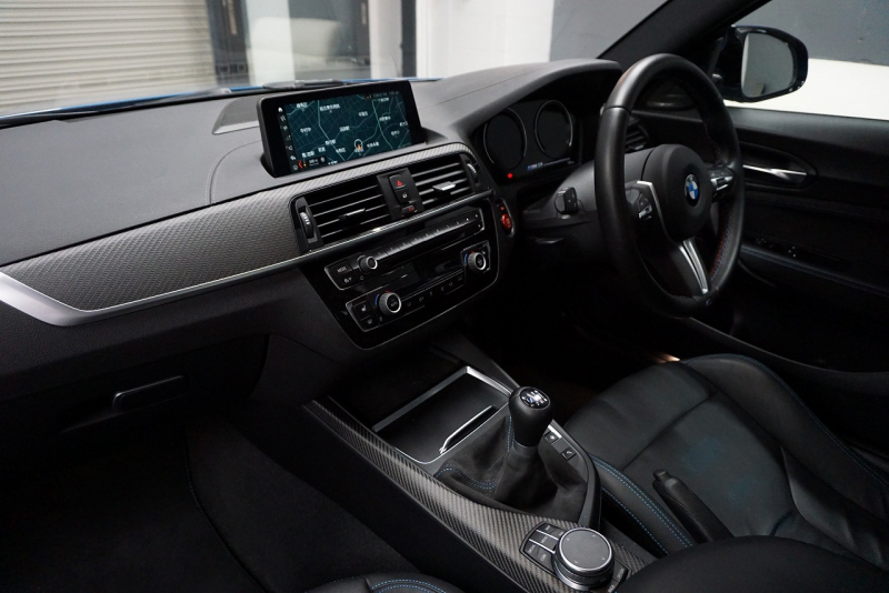 BMW 2シリーズ M2 中古車 中古車