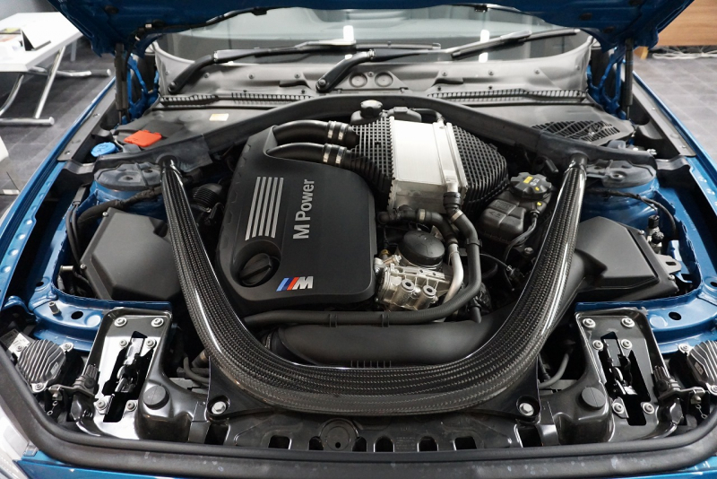 BMW 2シリーズ M2 中古車 中古車