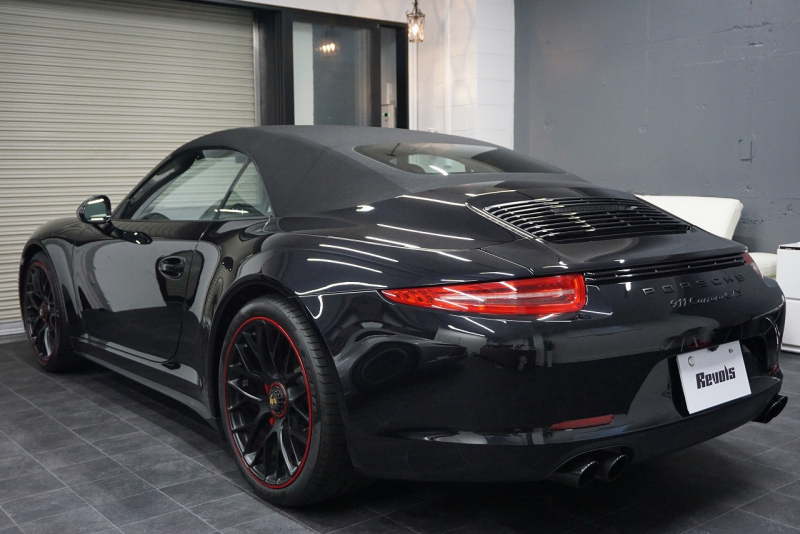 ポルシェ 911(Type991.1) GTS Cabriolet  7MT  オールレザーインテリア 日本仕様変更済 中古車 中古車