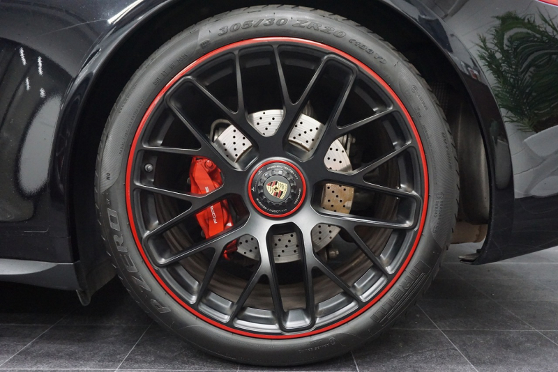 ポルシェ 911(Type991.1) GTS Cabriolet  7MT  オールレザーインテリア 日本仕様変更済 中古車 中古車