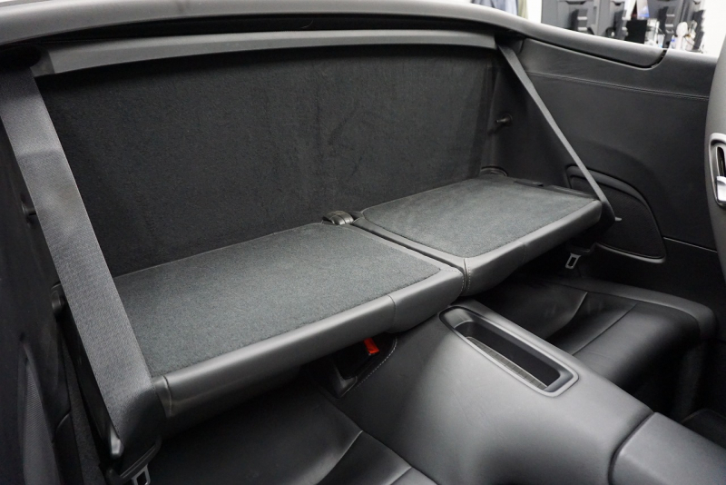 ポルシェ 911(Type991.1) GTS Cabriolet  7MT  オールレザーインテリア 日本仕様変更済 中古車 中古車