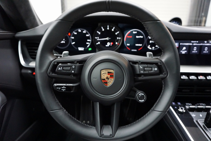 ポルシェ 911(Type992) Carrera  S 正規D車左H PCCB SR スポーツクロノ  スポーツエグゾースト OP6,100,000 OVER  中古車