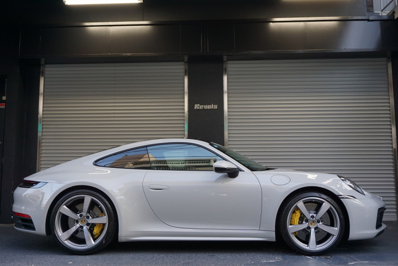 ポルシェ 911(Type992) Carrera  S 正規D車左H PCCB SR スポーツクロノ  スポーツエグゾースト OP6,100,000 OVER  中古車