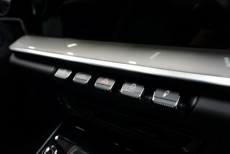 ポルシェ 911(Type992) Carrera  S 正規D車左H PCCB SR スポーツクロノ  スポーツエグゾースト OP6,100,000 OVER  中古車