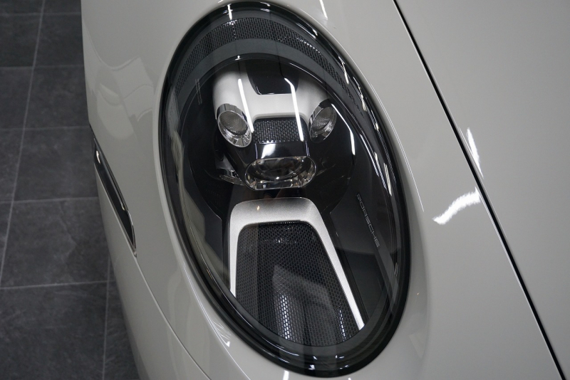 ポルシェ 911(Type992) Carrera  S 正規D車左H PCCB SR スポーツクロノ  スポーツエグゾースト OP6,100,000 OVER  中古車