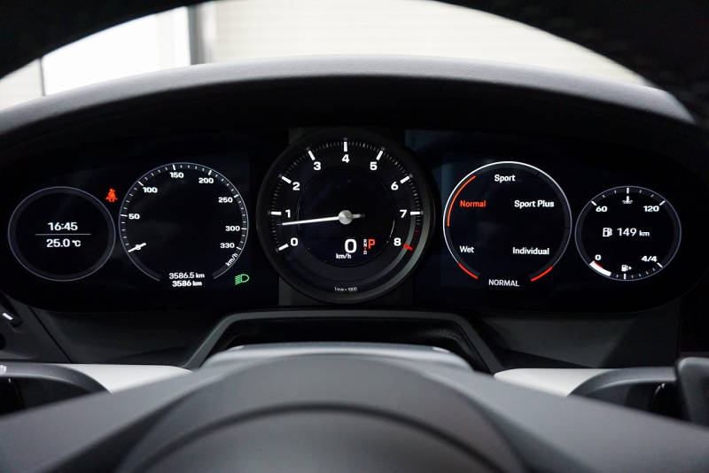 ポルシェ 911(Type992) Carrera  S 正規D車左H PCCB SR スポーツクロノ  スポーツエグゾースト OP6,100,000 OVER  中古車