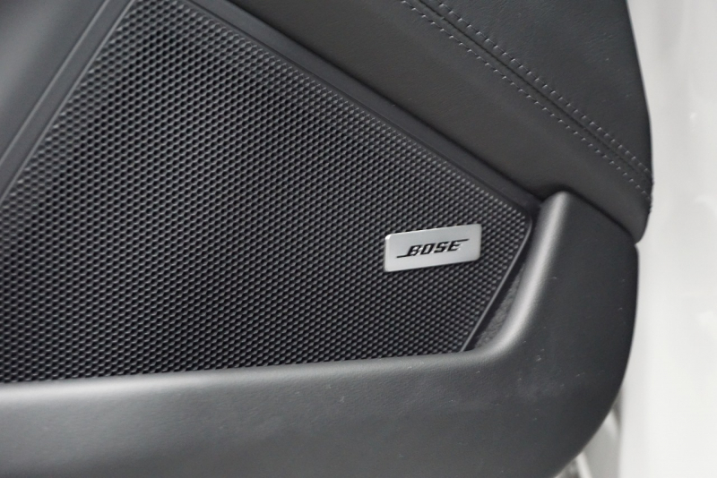 ポルシェ 911(Type992) Carrera  S 正規D車左H PCCB SR スポーツクロノ  スポーツエグゾースト OP6,100,000 OVER  中古車