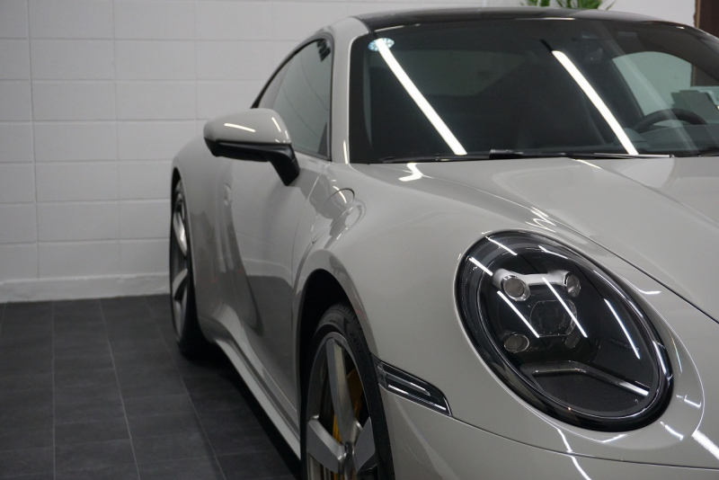 ポルシェ 911(Type992) Carrera  S 正規D車左H PCCB SR スポーツクロノ  スポーツエグゾースト OP6,100,000 OVER  中古車