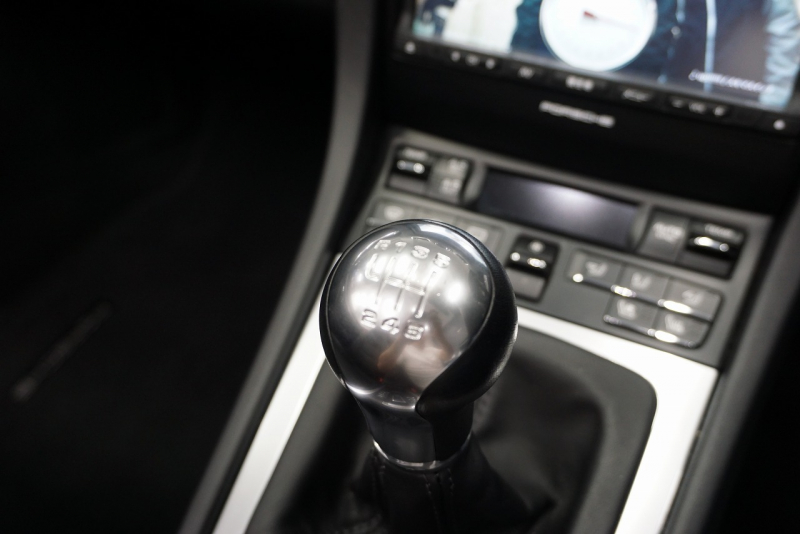 ポルシェ ボクスター Boxster（Type981） GTS 6MT  ホワイトメーターパネル オールレザー サファイアブルー  中古車