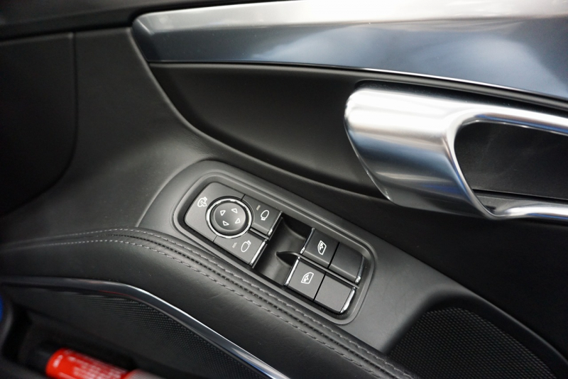 ポルシェ ボクスター Boxster（Type981） GTS 6MT  ホワイトメーターパネル オールレザー サファイアブルー  中古車