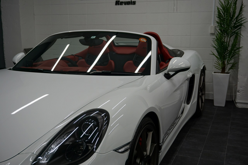 ポルシェ ボクスター Boster（Type981） Spyder  スパイダークラシックインテリア  カーボンフルバケットシート 中古車 中古車